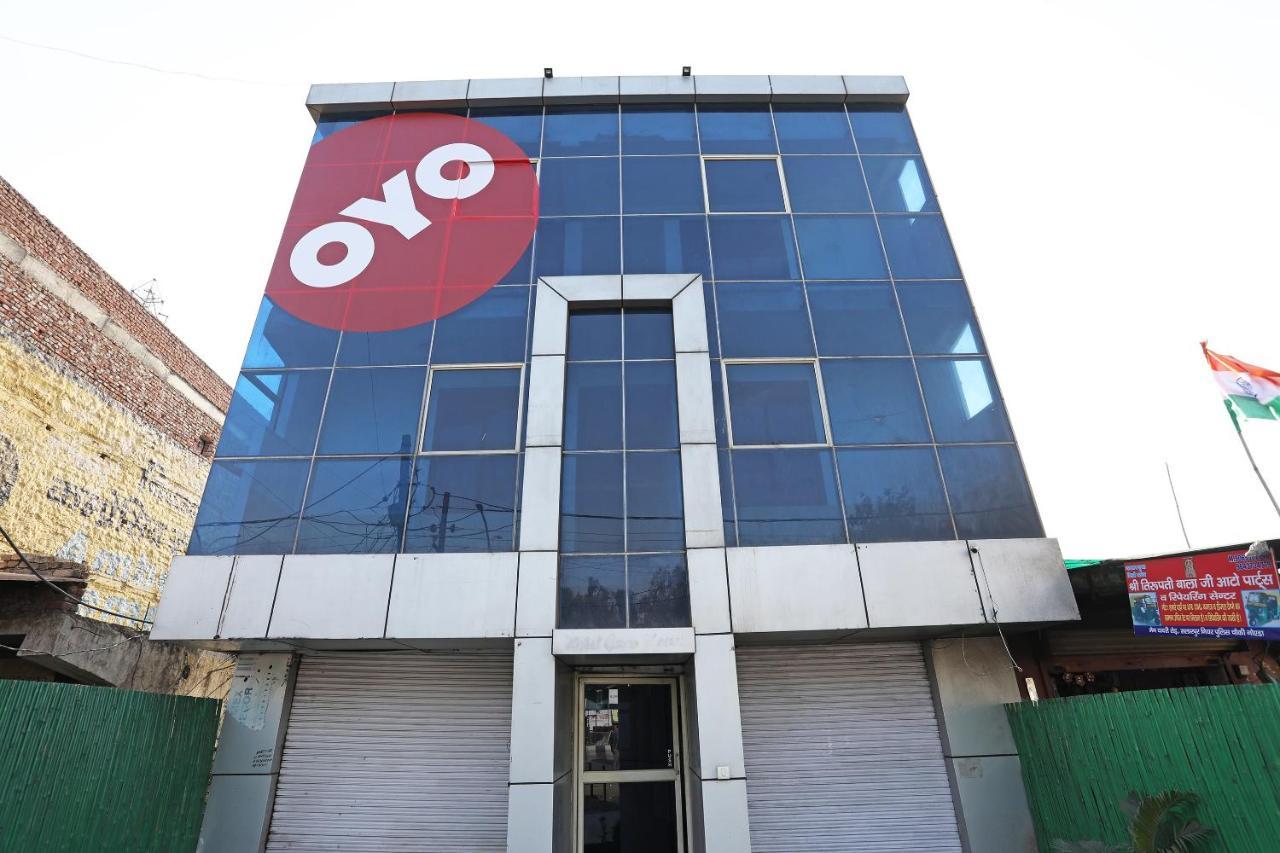 Oyo 11392 The Hotel Grand Hospitality Noida Dış mekan fotoğraf